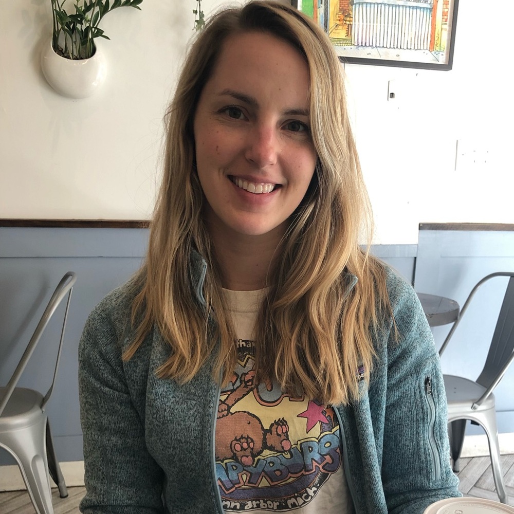Meet your Posher, Whitney